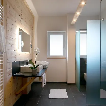 Hotel Grum 4*