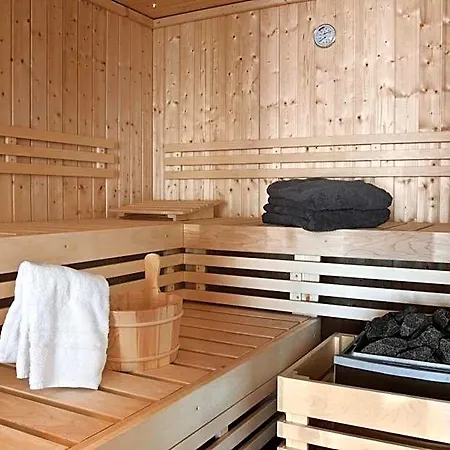 Hotel Grum 4*