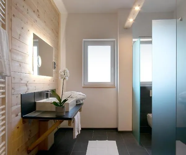 Hotel Grum 4*